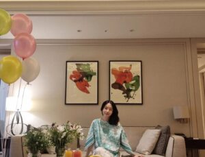 Lee Jung-hyun Instagram - #surprise #babyshower 👼 아가들의 천국 🩵 
#paradisecity #wonderbox