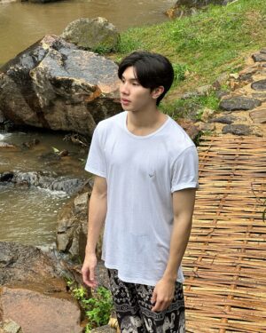 Lee Long Shi Instagram - กางเกงช้างตลอดไป~🐘🫶🏻