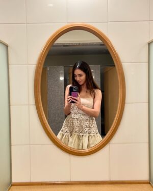 Lee Min-jung Instagram - 사진을 자주 안찍으니 만나면 사진찍자고 먼저 권해주세요 ㅋ 7,8월 얼마 없는 내 사진