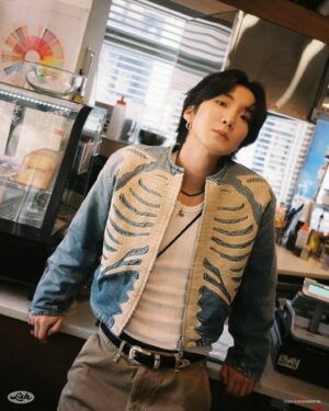 Lee Seung-hoon Instagram - ’MY TYPE‘ MOOD BOARD

LEE SEUNGHOON 1st EP [MY TYPE]
RELEASE: 2024.07.15

#LEESEUNGHOON #이승훈 #WINNER #위너 #1stEP #MYTYPE #RELEASE #20240715 #YG