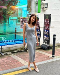 Actress Lee Si-young HD Instagram Photos and Wallpapers August 2024