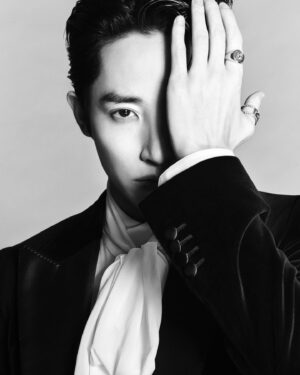 Lee Soo-hyuk Instagram - @dolcegabbana ❣️