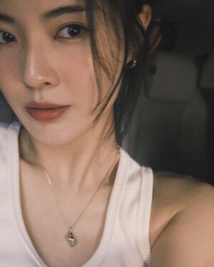 Lee Sun-bin Instagram - ☻︎ 숨겨놨던 📸🎞️