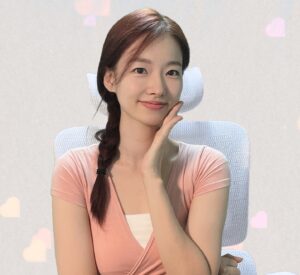 Lee Xia Instagram - 안녕하세요, 이시아입니다.
7월 10일, 어제가 제 생일이었는데, 정말 많은 분께 축하를 받았습니다! 
항상 많은 사랑과 응원을 보내주셔서 감사합니다!
앞으로 다양한 캐릭터로 여러분에게 인사드릴 수 있도록 더 노력하는 배우가 되겠습니다.

감사합니다.
Thank you❤️