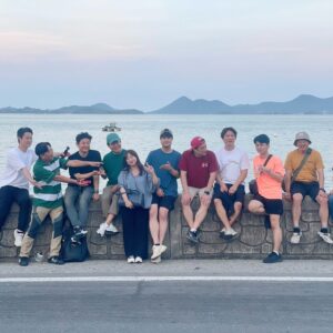Lee Yeon-bok Instagram - 그냥 좋은 사람들하고 떠나면 무조건 좋은 여행! 이번은 여수 낚시 고기도 많이 잡고 맛있는 것도 많이 먹고 루프탑에서 신나는 수다까지 빨리 또 가자 ~♡
#여수 #바다낚시 #신나는여행