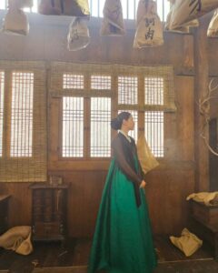 Actress Lee Young-ae HD Instagram Photos and Wallpapers July 2024
