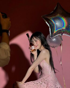 Lee Yul-eum Instagram - @vinadawines_korea