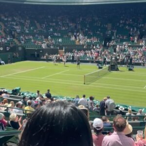 Leila Khan Instagram - Wimbledon ‘24 🥹🎾

(From start to finish…) safe to say we had a good time… 

GENUINELY a dream come true. This was SICK and I’m so grateful 🥹😭🤍

Styled by @siangabari 🤍
• in @reiss @aspinaloflondon @missomalondon @thediamond.lab 

Glam @sorchamakeupartist 🤍
