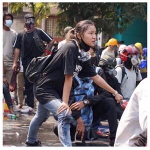 Lena Headey Instagram - Repost from thomas_sadoski
•
REST IN POWER, MA KYAL SIN.

Repost from @burmesebeyond- 19 year old Ma Kyal Sin was shot in the head in Mandalay today.

The Coke in her hand was to help anyone injured by tear gas.

She was wearing a T-shirt that said ‘Everything will be OK’ 💔

Petitions to sign, emails to send to your reps, businesses to boycott and to lobby, orgs to donate to here:

 linktr.ee/meemalee 

#WhatsHappeninglnMyanmar #HearTheVoiceOfMyanmar
#SaveMyanmar #Mandalay #WhatIsHappeningInMyanmar #CivilDisobedienceMovement
#myanmarprotests #civildisobedience #rejectmilitarycoup
#supportCDM #myanmarcoup
#FightForDemocracy #myanmar #burma #myanmarburma #save_myanmar #savemandalay #yangon #makyalsin #angelkyalsin #kyalsin