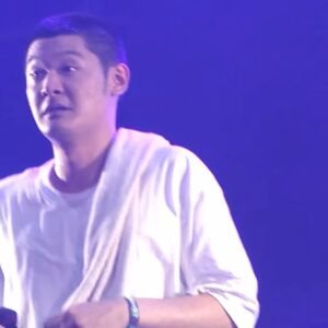 Leo Wang Instagram - 吉他手 李權哲
On the guitar Jerry Li

#Leo王2021Megaportmusicfestival
影片提供 by 大港開唱 謝謝大港開唱
Full show on YouTube

預告 敝人近期將有 新作品發行
由 很棒的 李權哲 擔任製作人
敬請期待 謝謝大家