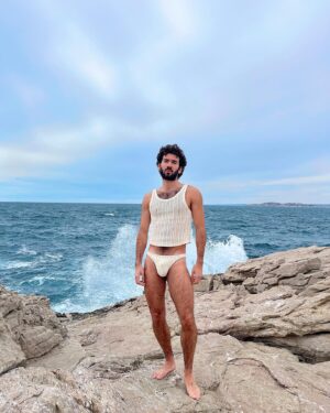 Leonardo Marques Instagram - Long hikings, salty hair and naps on the rocky hills filled these last few days in Marseille 🍋💦