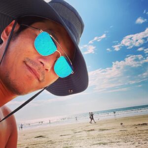 Leonardo Nam Instagram - ✌️ #beachlife
