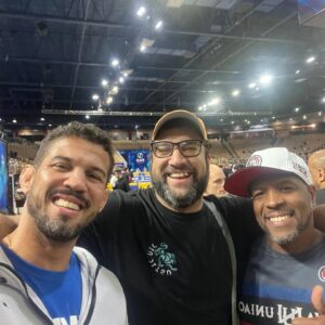 Leonardo Santos Instagram - 🇺🇸🌟✨ What an incredible experience!

This year I had the opportunity to participate in the Pan-American Jiu-Jitsu Championship organized by the International Brazilian Jiu-Jitsu Federation (IBJJF), and it was simply amazing! 🥋🏆

🙌 I was also fortunate enough to be able to visit my friends during this journey. 🥋🏅

🇧🇷🌟✨ Que experiência incrível! 

Este ano tive a oportunidade de participar do Pan-Americano de Jiu-Jitsu da International Brazilian Jiu-Jitsu Federation (IBJJF) e foi simplesmente top! 🥋🏆 

🙌 Ainda tive a sorte de poder visitar meus amigos durante essa jornada. 🥋🏅

@marcelopereirabjj @leovieirabjj @rodrigo_cf_feijao @robinhomoura @andremottabjj @marciopaixaobjj @ronaldojacare 

#novaunião #leosantos #jiujitsu #bjj #brazilian #artesuave #LeonardoSantos #highlights #UFC