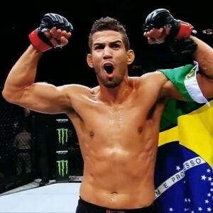 Leonardo Santos Instagram - 🇧🇷O #tbt de hoje é uma homenagem ao meu brother @leosantosjj que depois de 25 lutas e duas décadas dedicadas ao MMA, anunciou o fim da sua jornada como lutador de MMA. Vencedor do @ufc TUF Brasil 2 e 7-3-1 no @ufc. 

Quem conhece o Léo sabe que ele é um exemplo de muita dedicação, perseverança e HUMILDADE acima de tudo! 🙌 Além de você não escutar ninguém falando mal dele, ele é uma das maiores referências de Jiu-jitsu da equipe @teamnovauniao e de milhares de lutadores amantes da arte-suave. Parabéns pela brilhante carreira leosantos. Você é o cara!

🇺🇸Today's #tbt is a tribute to my brother leosantos who, after 25 fights and two decades dedicated to MMA, announced the end of his journey as an MMA fighter. TUF Brazil 2 Champion & 7-3-1 in the @ufc. 

 Anyone who knows Leo knows he is an example of dedication, perseverance, and HUMILITY above all! 🙌 In addition to not listening to anyone talking bad about him, he is one of the most significant Jiu-jitsu references of the @teamnovauniao and for thousands of jiu-jitsu practitioners worldwide. Congratulations on the brilliant career leosantos. You are the man!

#teamnovauniao #novauniao #novauniaoraiz #leosanrosbjj #leosantosmma