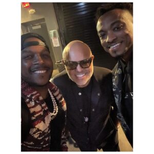 Leslie Odom Jr. Instagram - She said, “I just love to hear you sing.” 🫠😮‍💨

It’s a summer of sweat and a summer of love. See y’all out here