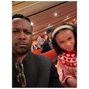 Leslie Odom Jr. Instagram - She said, “I just love to hear you sing.” 🫠😮‍💨

It’s a summer of sweat and a summer of love. See y’all out here