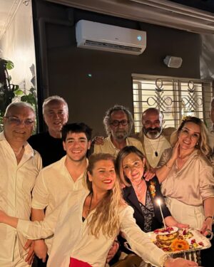 Levent Özdilek Instagram - #nisandaadanada dump 
Bir Adana Portakal Çiçeği Karnavalı daha kazındı belleklerimize.
Adana’ya müthiş bir enerji ve marka değeri kazandıran sevgili @ahbozkurt001 sevgili @must_ent @sedaelibol_  @nisandaadanada ekibine, bu oluşuma desteğini esirgemeyen sayın başkan @zeydankaralar01 a ve ekibine ve elbette canım Adana’lılara teşekkürler!

Dünyanın dikkatini çekmeye devam ✌️
#adanaportakalçiçeğikarnavalı 
#adanaportakalçiçeğifestivali 
#adana #dump
