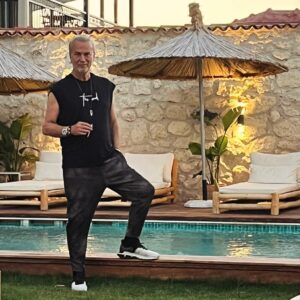 Levent Özdilek Instagram - Şalvar mevsimini de açtık 😎