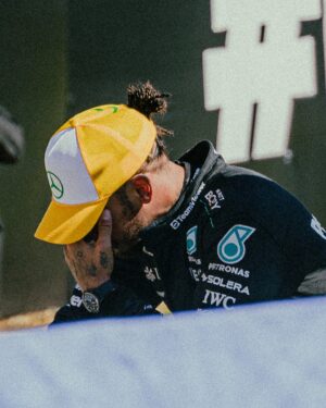 Lewis Hamilton Instagram - YES 🍾🍾🍾 945 days since the last win and it’s finally come home. SILVERSTONE I LOVE YOU. There’s no crowd that deserves this more. This is love, this is family. Thank you all for the love and support. Massive shout to the team as well. Everyone in the garage and back at the factory have given long hard hours for this result. It’s not been easy but it’s brought us back to back wins for the team. Most importantly we didn’t lose hope. We didn’t give up. THIS IS WHAT HAPPENS WHEN YOU KEEP GOING. STILL WE RISE 🇬🇧🏆❤️ !!!