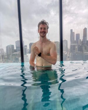 Lewis Spears Instagram - Turned 30 ✅ got a swim in ✅ updated the bio to reflect reality ✅ fly to perth to start the tour ✅ 
All I want this year to to see you at the show 🎉
