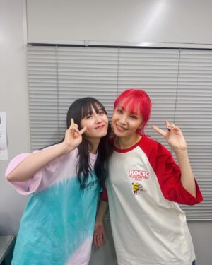 LiSA Instagram - #RIJF2024
灼熱のステージにふわふわで完璧な天使が現れた👼🩷
歌うますぎ🥹♥️スタミナすごすぎ🥹♥️所作完璧すぎ🥹♥️ラヴすぎ🥹♥️
@airisuzuki_official_uf