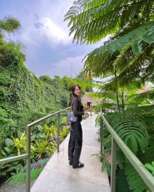 Lidya Maulida Djuhandar Instagram - 🍃 slide for a closer look 🍃