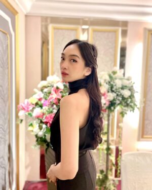 Lidya Maulida Djuhandar Instagram - 🖤