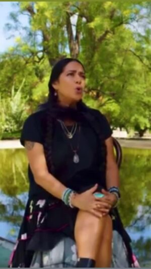 Lila Downs Instagram - Nuestras raíces son parte esencial de nuestra historia personal, hoy sé quién soy y me siento muy orgullosa de ello.