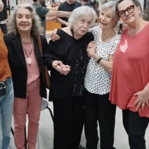 Lilian Blanc Instagram - Viva nossa Diva!
95 anos de @nathalia_timberg 
@amelia.bittencourt.12 
@miriammehler 
@noemimarinho 
@deniweinberg 
@claracarvalhoarte 
@brianpenido
@grupotapa