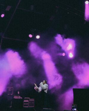 Liliana Almeida Instagram - Saíu o Remix do” Ibiza for Dreams” que maravilha @djdiegomiranda 
@massivedrum_ 

Amei as fotos 📸@gabrielpotencia 

#rockinrio #aindaestouemdelay #lilianaalmeida #diegomiranda