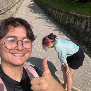 Lily Ki Instagram - look at us being tourists