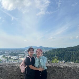 Lily Ki Instagram - look at us being tourists