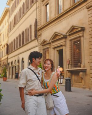 Lim La-la Instagram - 2024.07.10 in Florence🩷 피렌체에서 

#엔조이커플 #enjoycouple #couple 
#커플여행 #couplegoals #피렌체 #이탈리아 #🇮🇹
