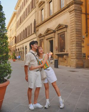 Lim La-la Instagram - 2024.07.10 in Florence🩷 피렌체에서 

#엔조이커플 #enjoycouple #couple 
#커플여행 #couplegoals #피렌체 #이탈리아 #🇮🇹