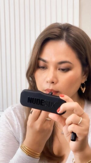 Lin Laishram Instagram - Amazon Beauty has announced the launch of three major new initiatives -  Global Beauty Store, Derma Store and the innovative SkinCare Advisor tool. 

Get personalized skincare solutions, explore top international brands, and enjoy amazing new product launches.
Shop now and elevate your beauty routine!
#AmazonBeauty
#AmazonGlobalBeautyStore
#AmazonDermaStore
#AmazonSKCA #AD #NewLaunch
#beautytech #ad