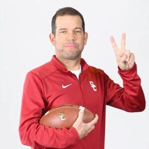Lincoln Riley Instagram - Miss you brother-

RIP Coach Dave Nichol-

Prayers with his entire family🙏