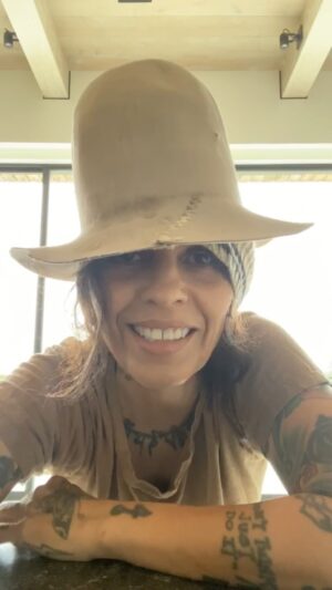 Linda Perry Instagram - 
