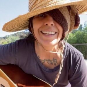 Linda Perry Instagram - About 100 million people didn’t bother to vote in our last election... don’t be one of them. #vote