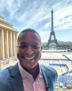Lindsay Czarniak Instagram - Sunday Funday! Dueling Eiffel Towers. (Swipe left) One is real. One is real creative.  They both light up on the hour. One week in the books. Excited for another week of Olympic action. Swipe again to see what it looks like at the beach volleyball venue at night during the laser light show courtesy of @craigmelvinnbc I miss you!!! #olympics #sports #eiffeltower #family #love