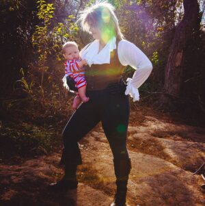 Lindsay Jones Instagram - “In nine hours (months) and 23 minutes, you’ll be mine!” HUGE thank you to @texasdelarosa for his makeup work and an IMMENSE thank you to @jonrisinger for being a last-minute photographer superhero/understanding fan of Labyrinth. Both of you have literally made one of my dreams come true.