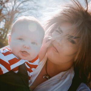 Lindsay Jones Instagram - “In nine hours (months) and 23 minutes, you’ll be mine!” HUGE thank you to @texasdelarosa for his makeup work and an IMMENSE thank you to @jonrisinger for being a last-minute photographer superhero/understanding fan of Labyrinth. Both of you have literally made one of my dreams come true.