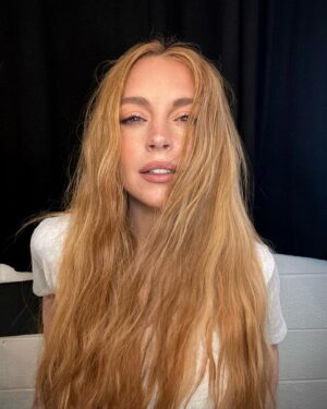 Lindsay Lohan Instagram - Bts of a fun photo shoot this weekend ☺️😁 with @morellibrothers 📸