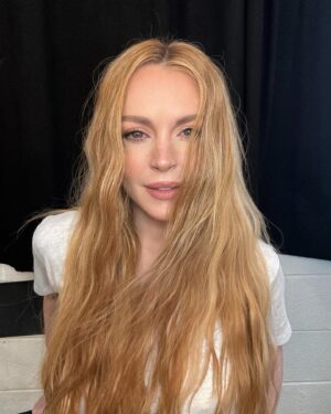 Lindsay Lohan Instagram - Bts of a fun photo shoot this weekend ☺️😁 with @morellibrothers 📸