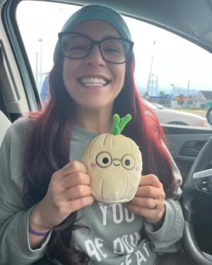 Lindsey Kerecz Instagram - It’s my BIRTHDAY 

@speedballbailey gave me this at a rest stop and said “look it’s you” 

(it’s been named Fronion)