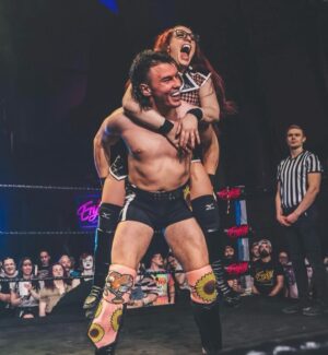 Lindsey Kerecz Instagram - USING VALENTINES DAY TO YELL A REMINDER THAT YES BIRD LAW STILL TAKES TAG BOOKINGS TOGETHER TRUST ME IT’S A GOOD TIME FOR EVERYONE 🦅⚖️

📸 @ajsmall37