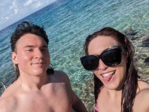 Lindsey Kerecz Instagram - cruise things 🚢