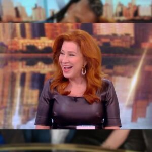 Lisa Ann Walter Instagram - @whoopigoldberg and @lisaannwalter look back on becoming fast friends on Lisa’s first movie in 1996! SWIPE TO WATCH.