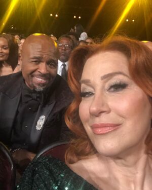 Lisa Ann Walter Instagram - I felt pretty. 
Thanks once again @csiriano for the goddess moment. 
.
Thank you to my very talented team @dvohair for the #LadyGodiva 
@adamchristophermakeup for the smoky beat (the Melania!)
And the always Sunny and patient @miss_kellyjohnson & team for style deluxe 
Purse: @rodofirenze 
Earrings: @neillanecouture 
Giant Ass Ring: mine, via @toddsensoli 

I have more cute pics but our faces wouldn’t fit on IG. Will photo dump soon an array of award season fun. 
But at least there’s a bathroom shot with the #workwife!