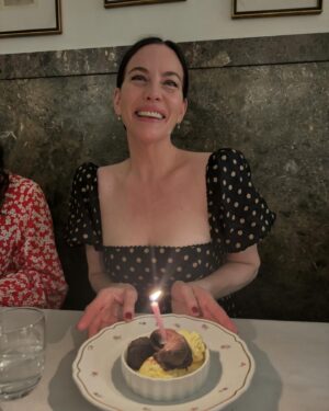 Liv Tyler Instagram - 🎈July 1st … Rome 💗