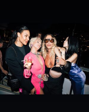 Liz Cambage Instagram - thank you @bureau.of.innovation and @agenxyuniverse for having me onboard for the wildest weekend 🏎️❣️🏁